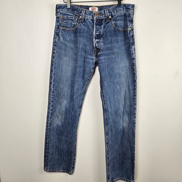 Levi's 501 Button Fly‎ Jeans 33x32 Denim Straight Leg - Picture 1 of 10
